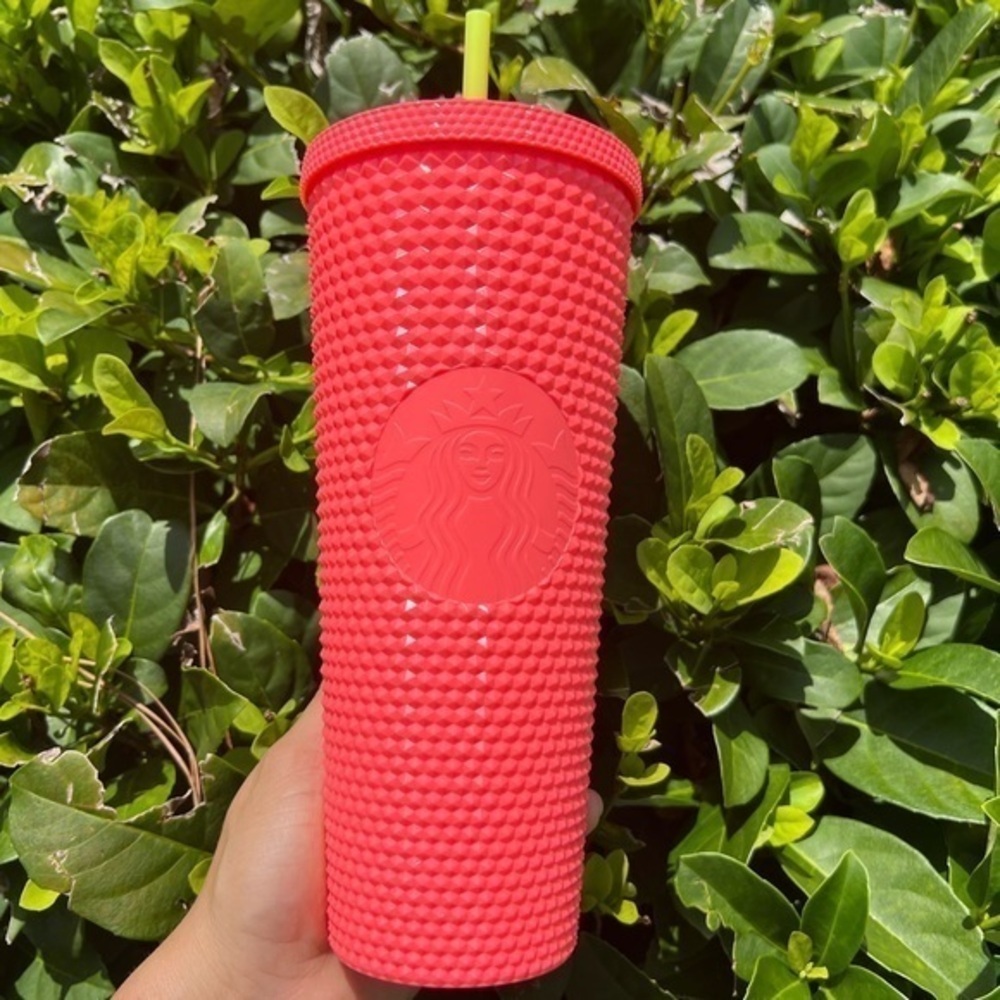 Starbucks Dragonfruit studded